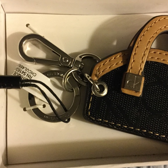 💋SOLD💋Calvin Klein Key Fob💋SOLD💋 - Picture 3 of 4