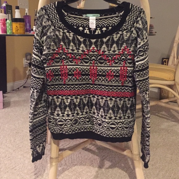 Alternative sweater.