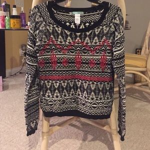 Alternative sweater.