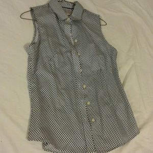 Banana Republic Non-Iron sleveless blouse