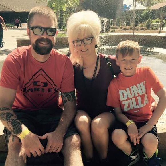 Meet your Posher, Kyha - Picture 1 of 1