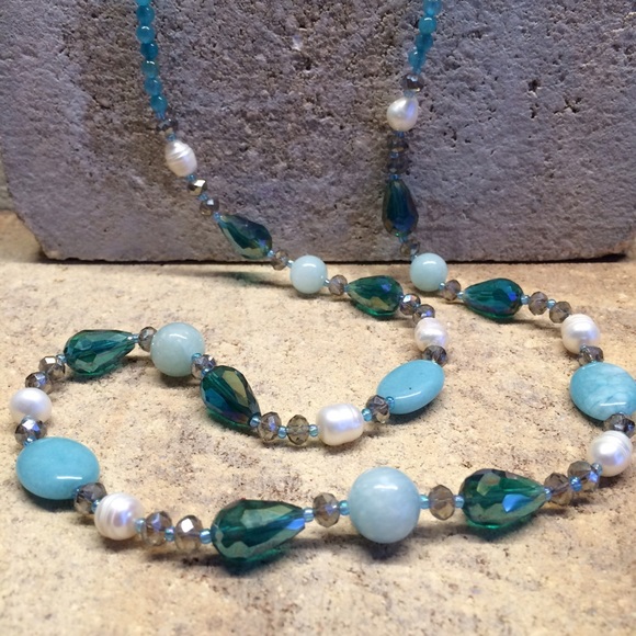 Beaded Necklace | Jade - Crystal Glass & Pearls