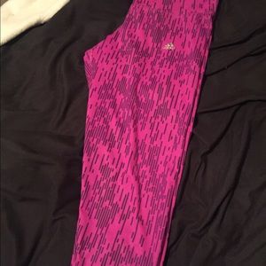 Adidas tech fit capris