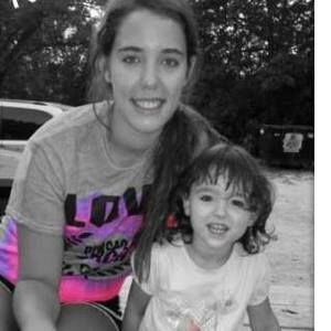 Meet your Posher, Danielle