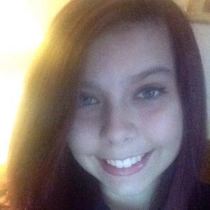 Meet your Posher, Ella