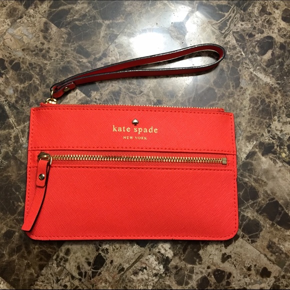 New Kate Spade leather wristlet