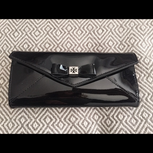 Tory Burch Bow Wallet - Patent Black