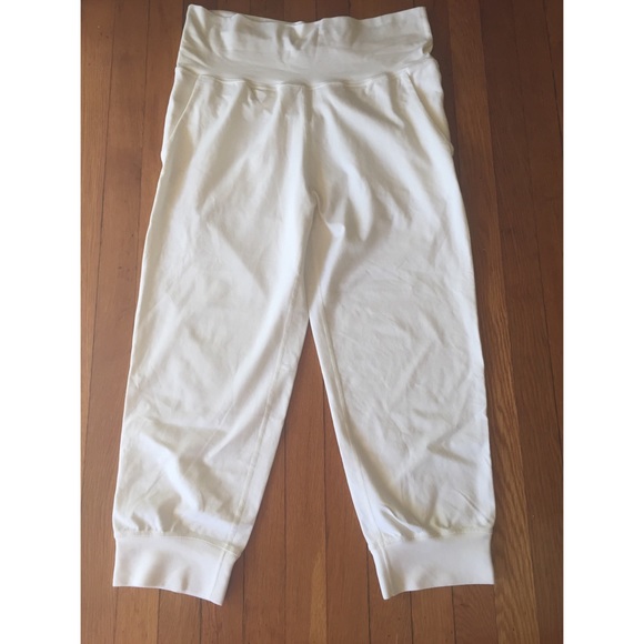 Lululemon Fold Over Cropped Yoga Pants Sz 10