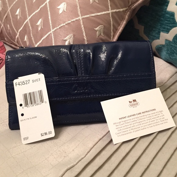 EUC Patent leather blue Coach slim wallet #F43527