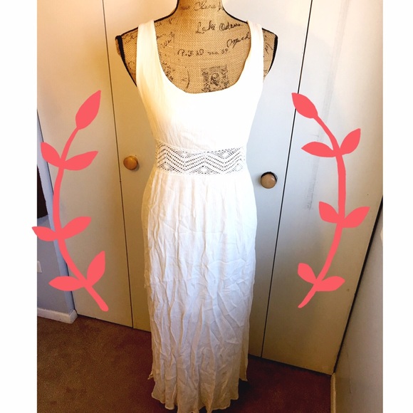 Xhilaration Dresses & Skirts - 🎀CREAM XHILARATION DRESS 🎀