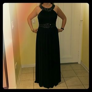 NWT ELEGANT LONG DRESS