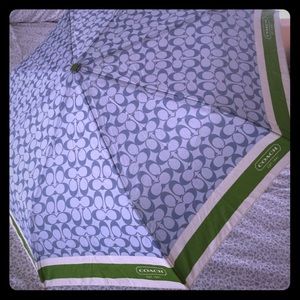 ❤️ COACH Signature Legacy Stripe Umbrella - NWOT!!