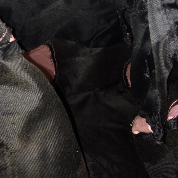 Drawstring bag. - Picture 3 of 4