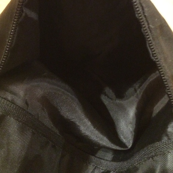 Drawstring bag. - Picture 4 of 4