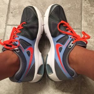 Max Run Lite 4 Nikes