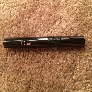 Dior blackout mascara