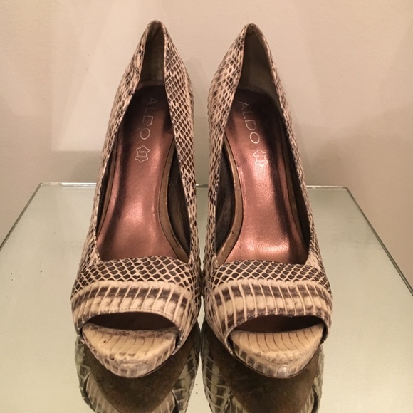 ALDO EXOTIC SNAKE PEEP TOE PUMPS 5" size 39 - Picture 2 of 4