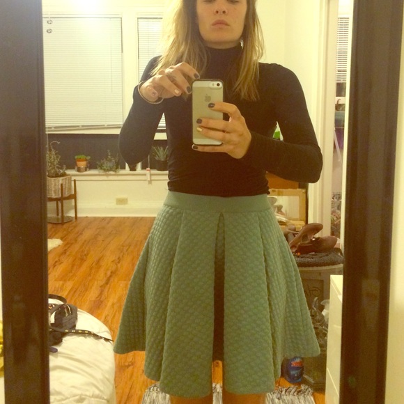 Skirt with flounce