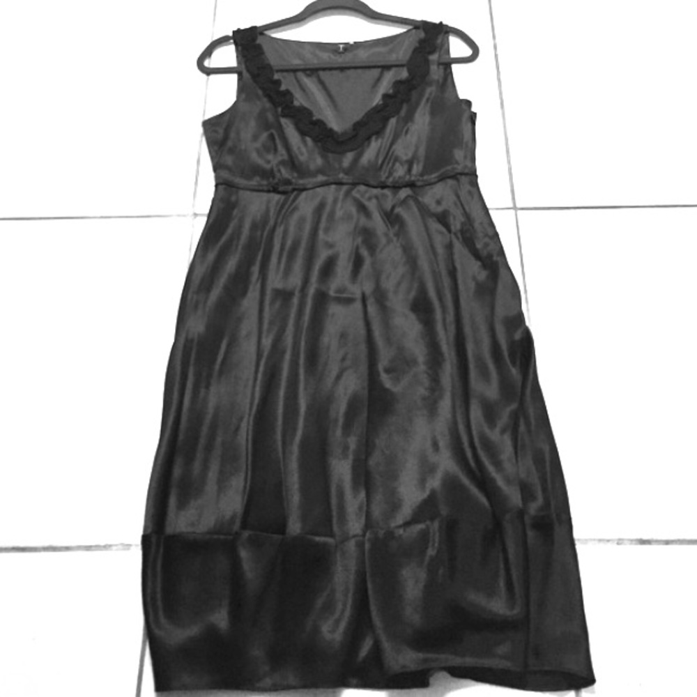 Elie Tahari: Brielle Silk Cocktail Dress