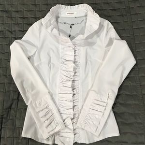 Elegant White Blouse with long sleeves.
