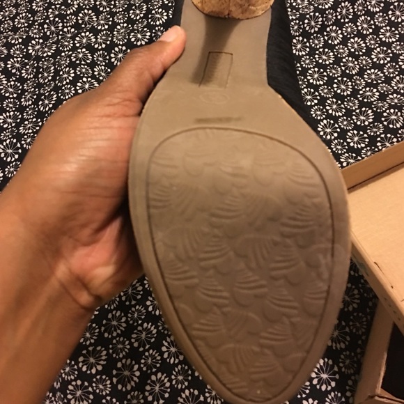 Black Bamboo Shoes - Picture 4 of 4