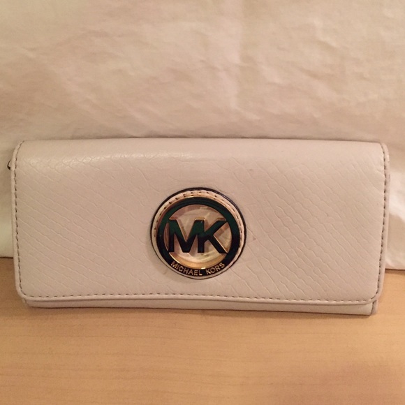 MICHAEL KORS wallet