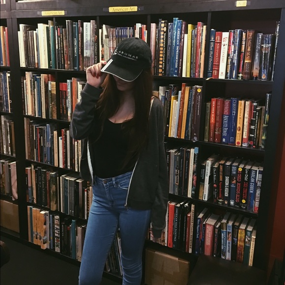 Meet your Posher, Cat