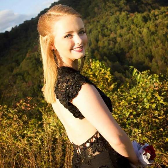 Meet your Posher, Paula