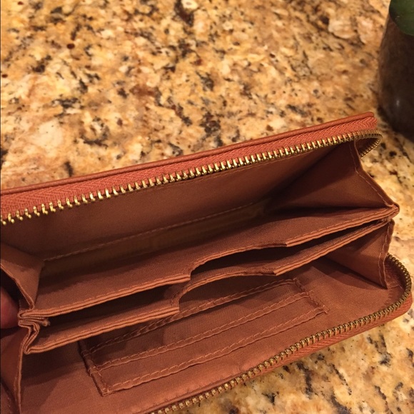 Wristlet - Picture 2 of 3