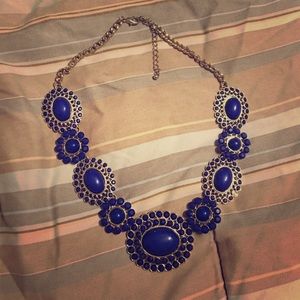 Statement necklace, blue