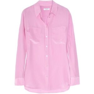 🎀Equipment silk button down.🎀