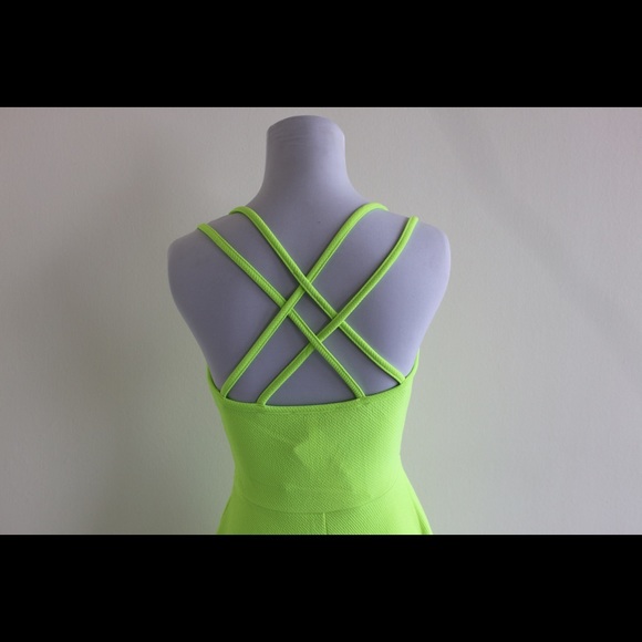 Bright green neon dress! - Picture 3 of 4