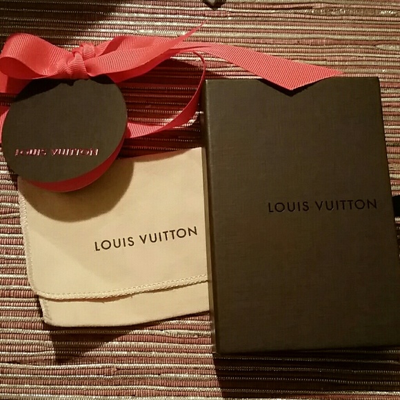 LV Box, Dust Bag, Ribbon, Tag, and Shopping Bag
