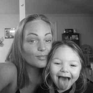 Meet your Posher, Danielle