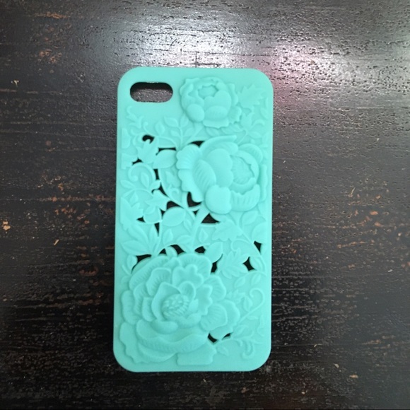 Blue floral iPhone 4 case