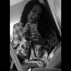 Meet your Posher, Avery