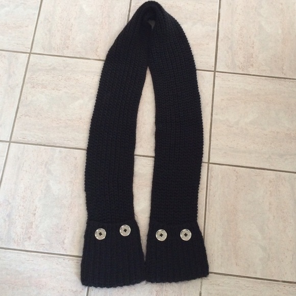 Michael Kors Black silver buttons long knit scarf - Picture 2 of 4