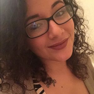 Meet your Posher, Melanie