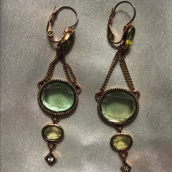Beautiful vintage inspired earrings