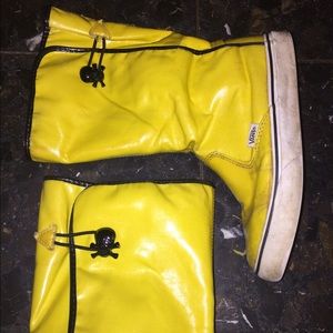 VANS rainboots