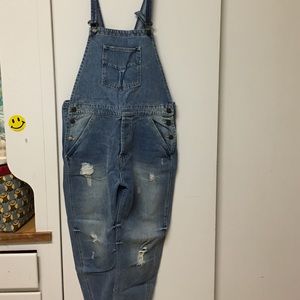 Zara overall