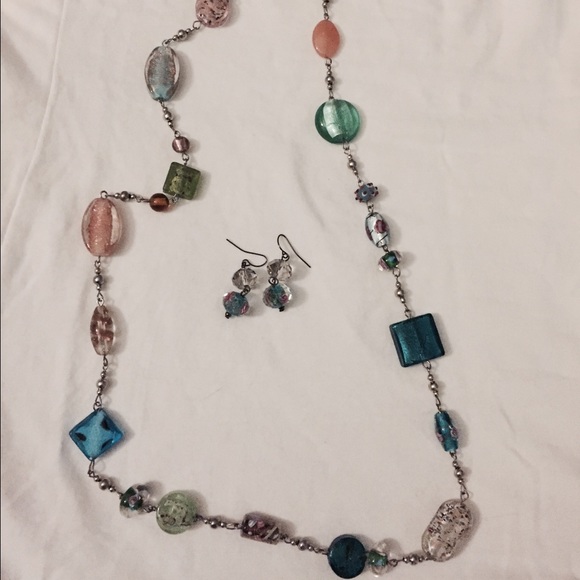 Glass bead and coordinating earring set