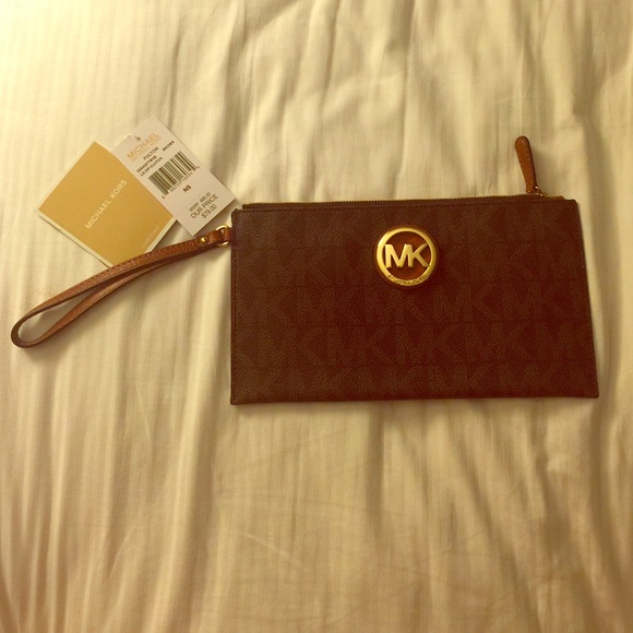 Michael Kors zip Clutch