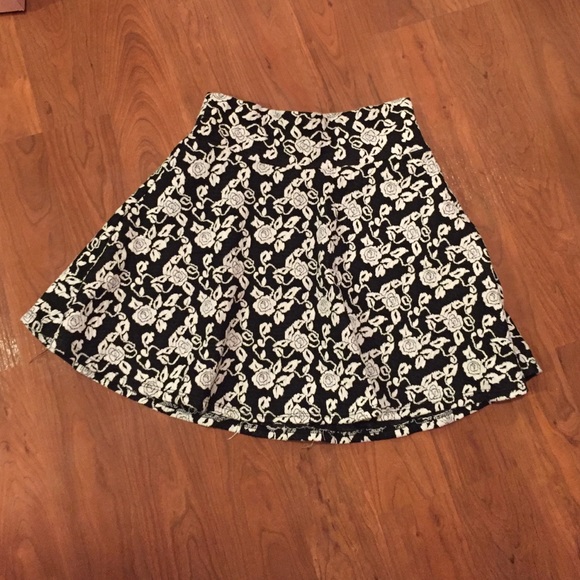 Pacsun floral circle skirt