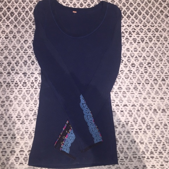 Free people layered thermal. PERFECT CONDITION