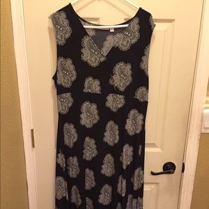 Black and white maxi dress