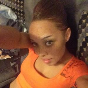 Meet your Posher, Dasia