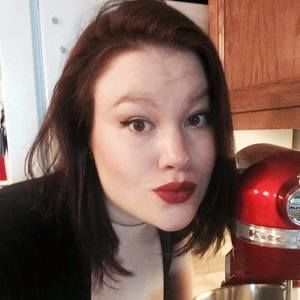 Meet your Posher, Elaine