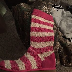 Pink and white knitted uggs