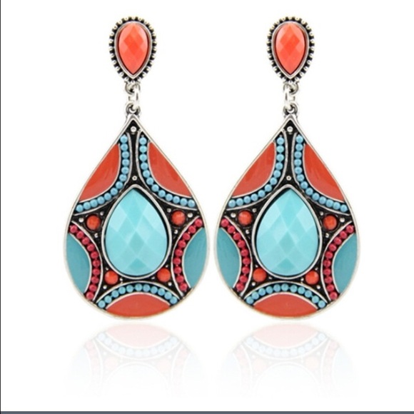 Beaded statement earings